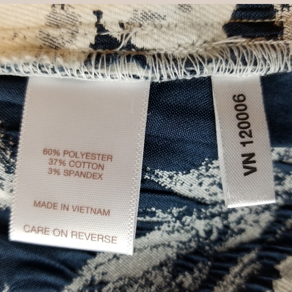 Eva Mendes NY&Co Blue Floral Jacquard Skirt Sz 6 - Picture 2 of 5